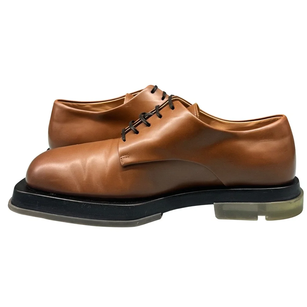 Size 8.5 - Bottega Veneta Lennon Low Top Boots